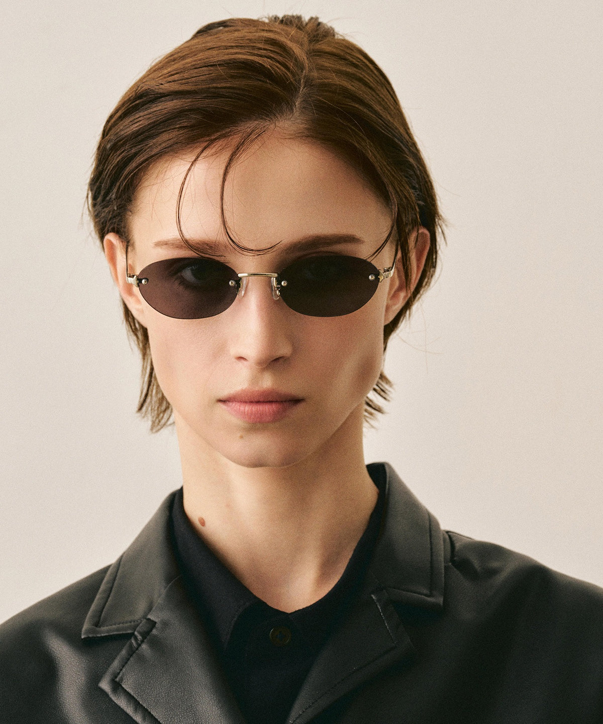 deux cent quarante240(black)