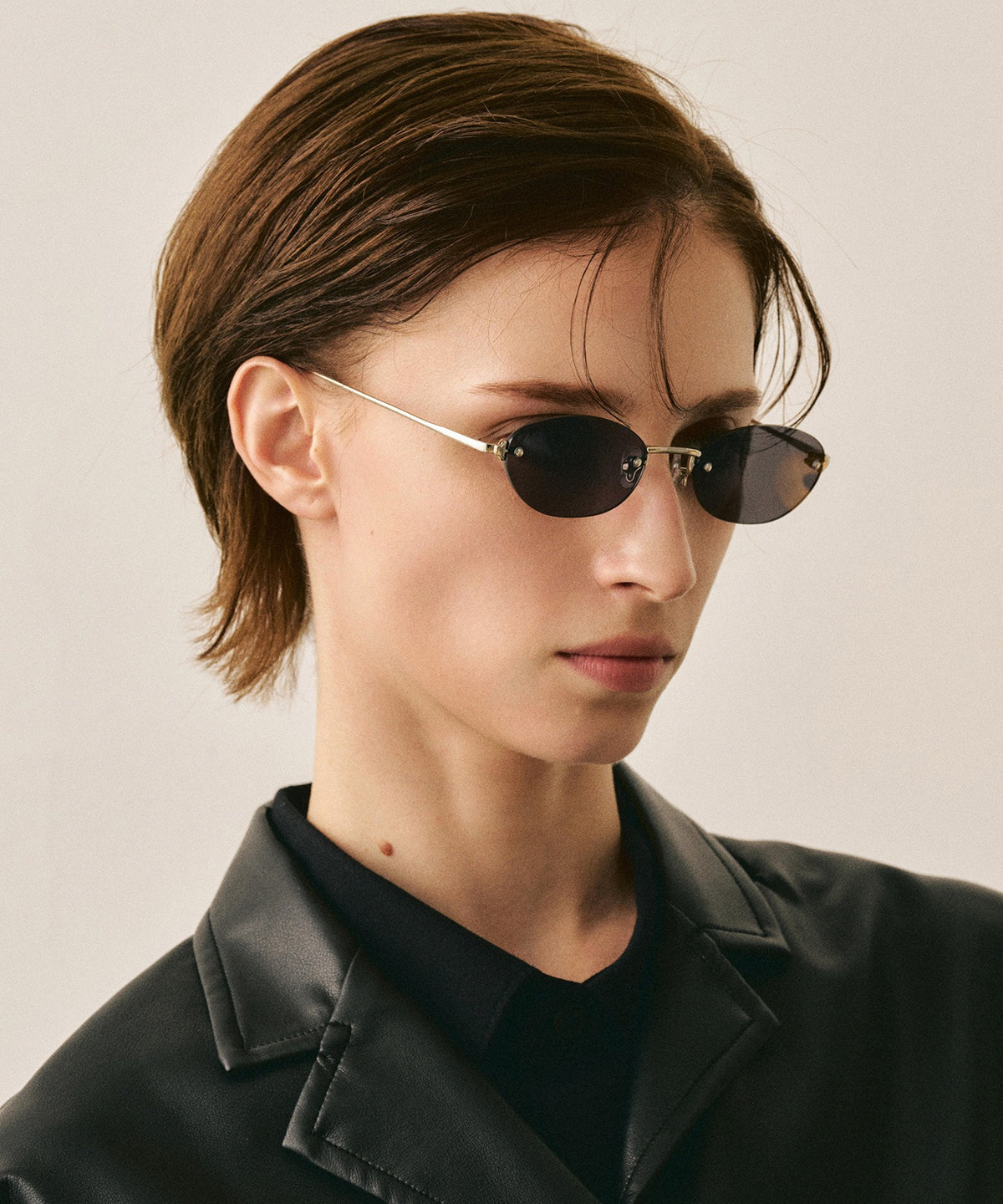 deux cent quarante240(black)