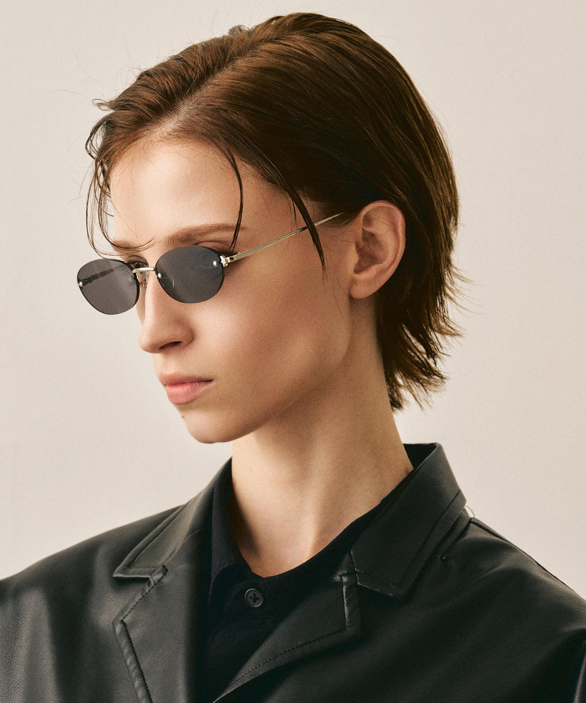 deux cent quarante240(black)