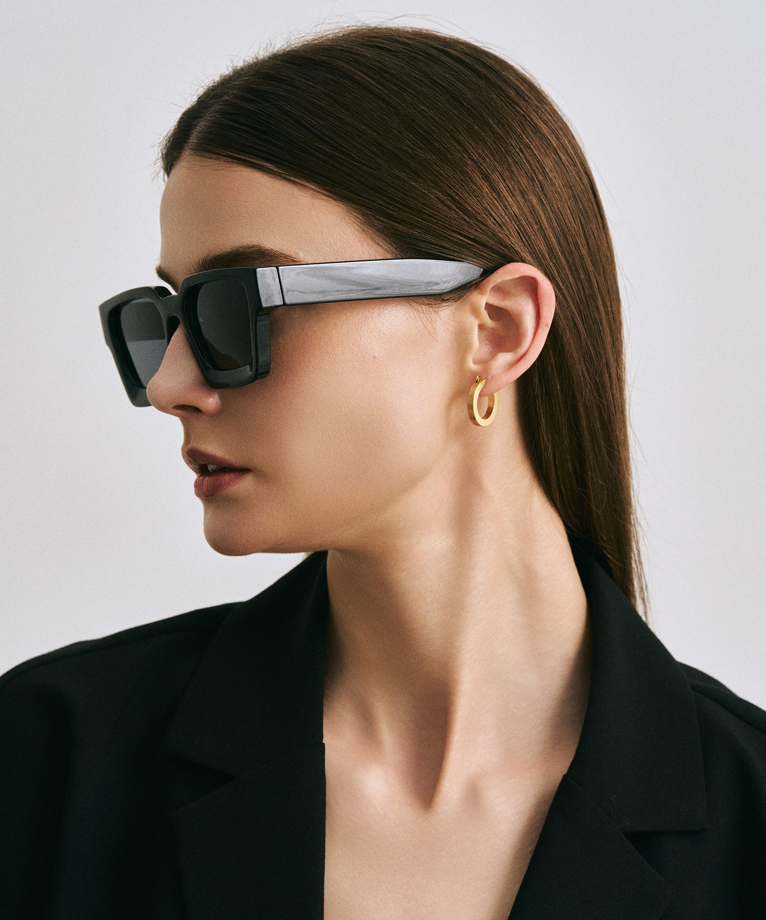 cent vingt-deux122(black)