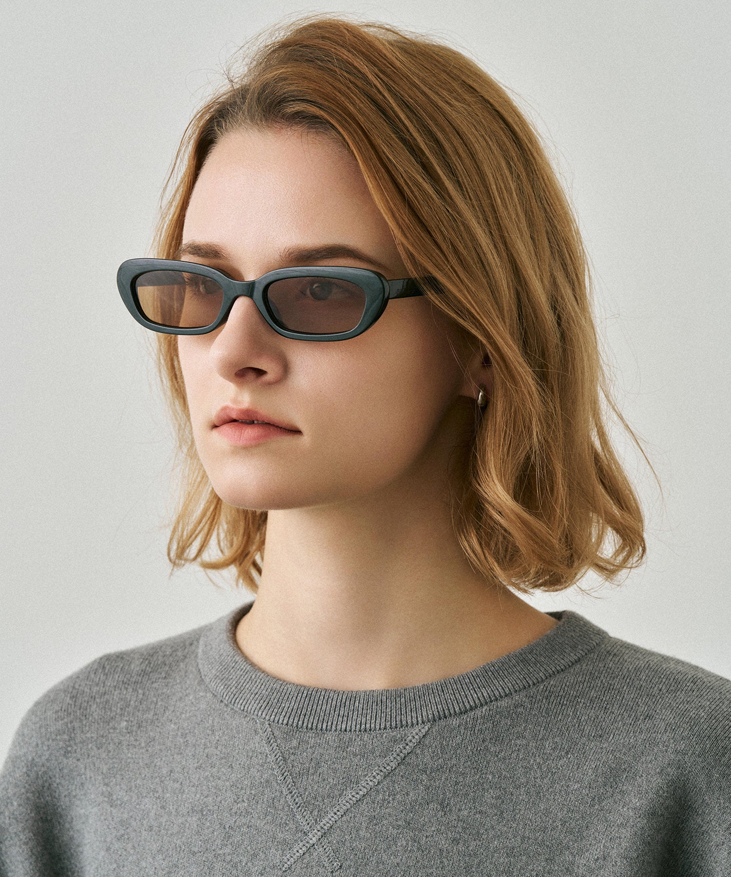 cent quarante-neuf149( brown)