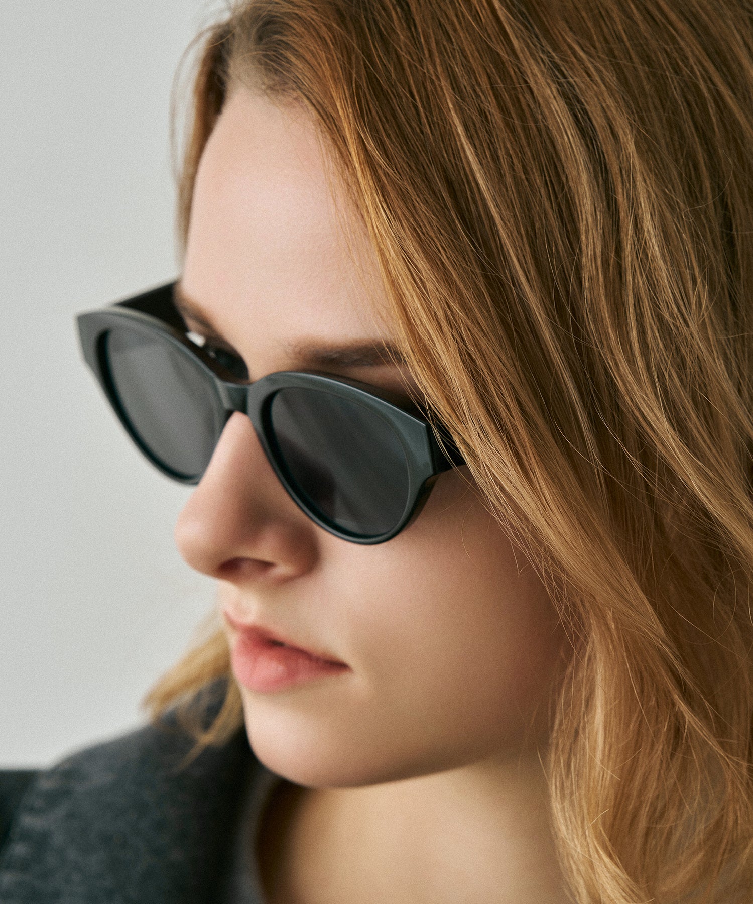cent quarante-cinq145(black)