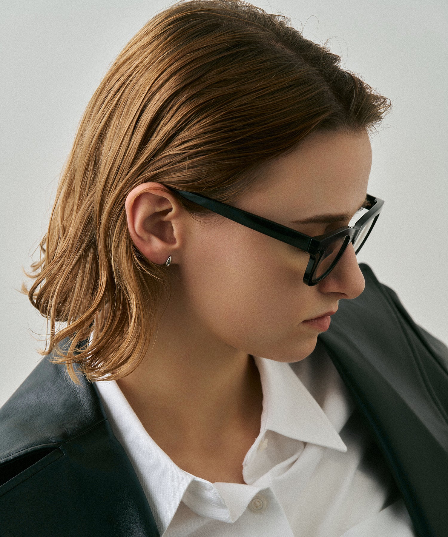 cent trente-six136(black)