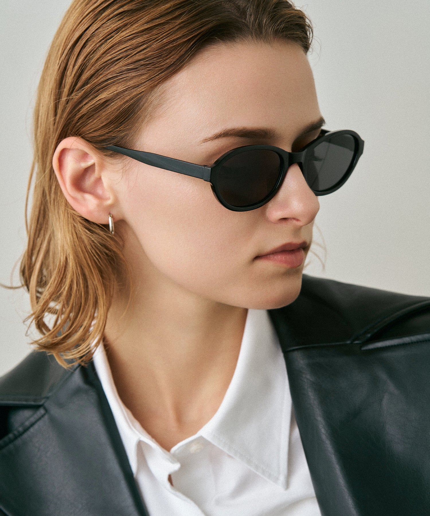 cent trente-quatr134(black)