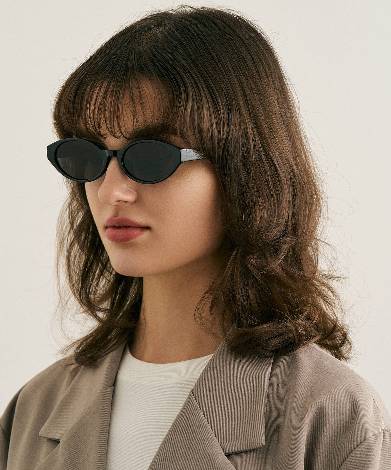 cent soixante-seize176(black)