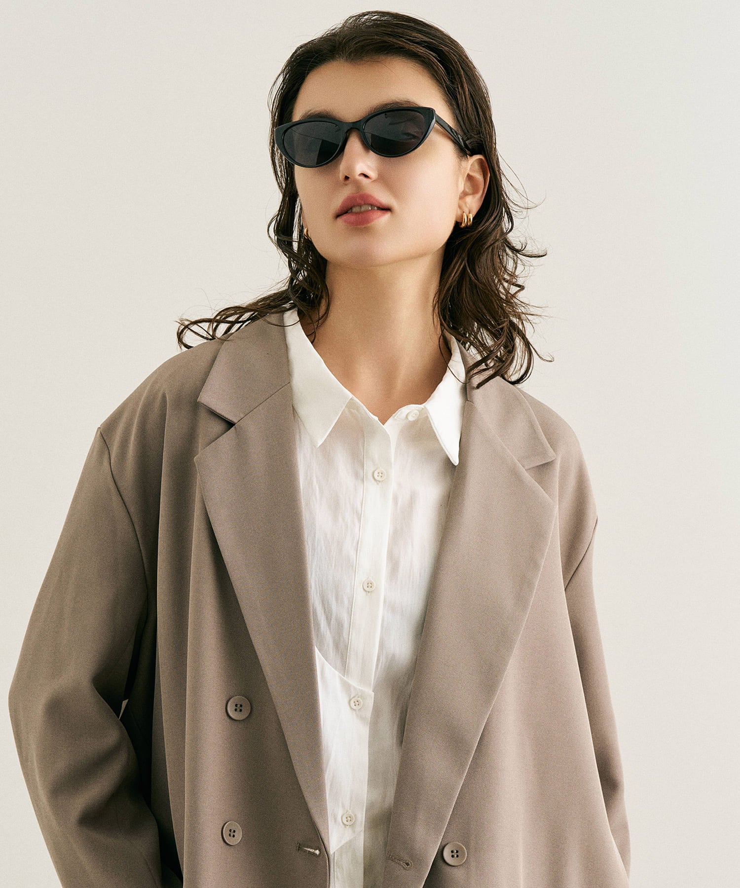 cent soixante-quatorze174( black)