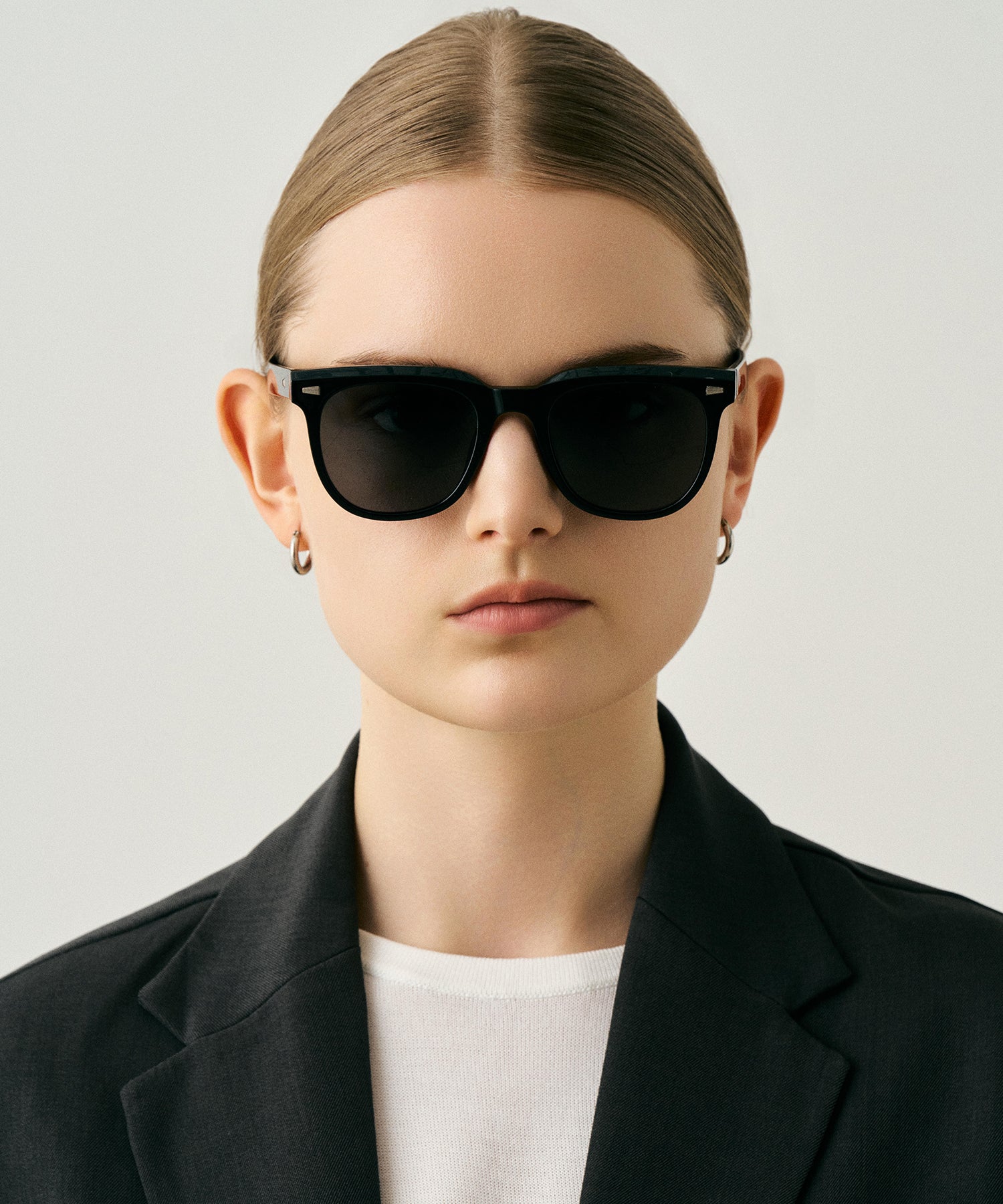 cent quatre-vingt-dix-neuf199(black)