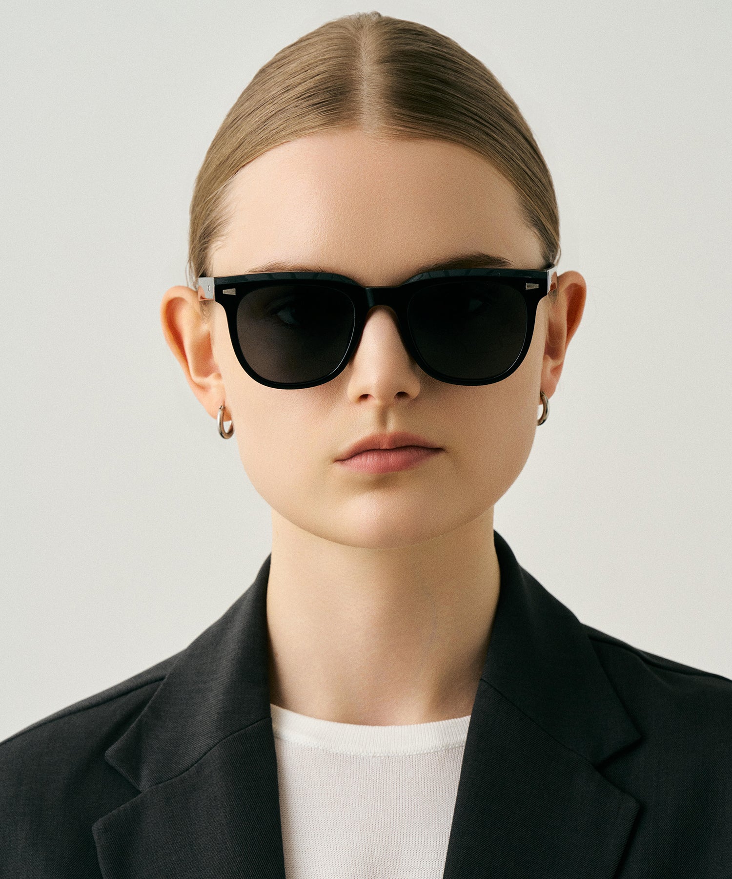 cent quatre-vingt-dix-neuf199(black)