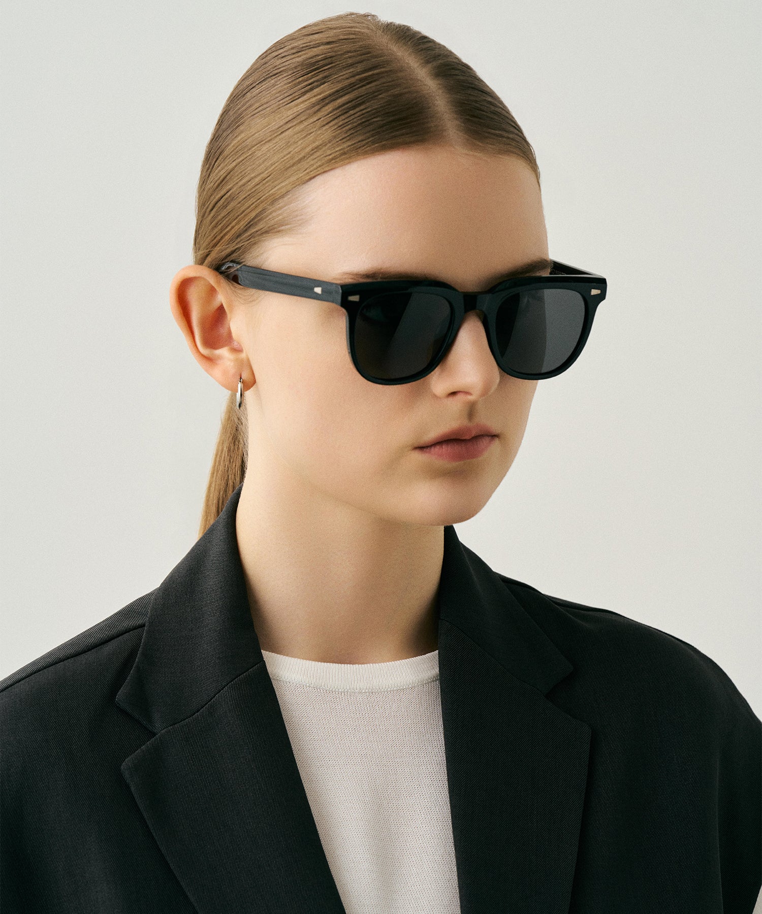 cent quatre-vingt-dix-neuf199(black)