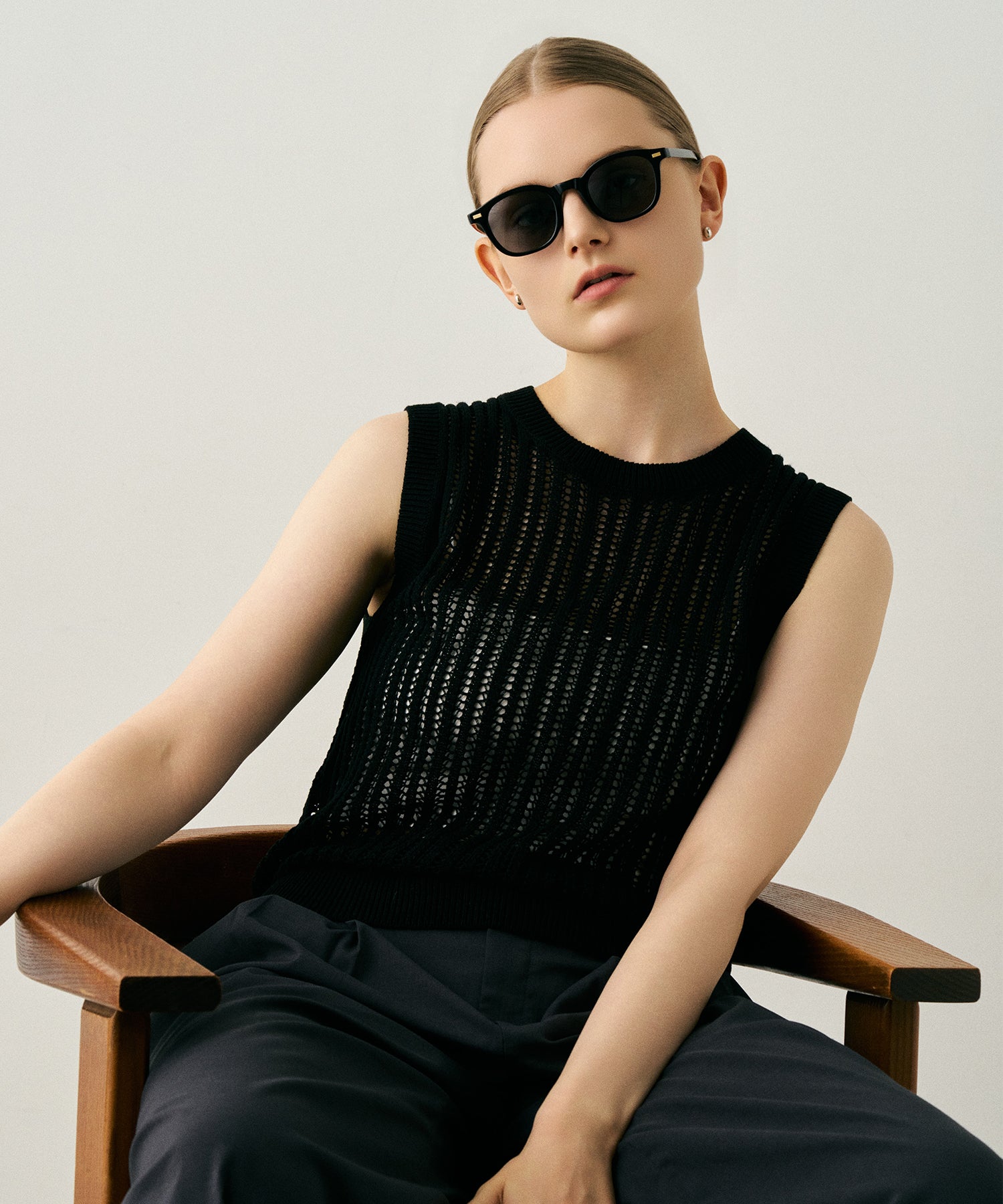 cent quatre-vingt-quatorze194(black)