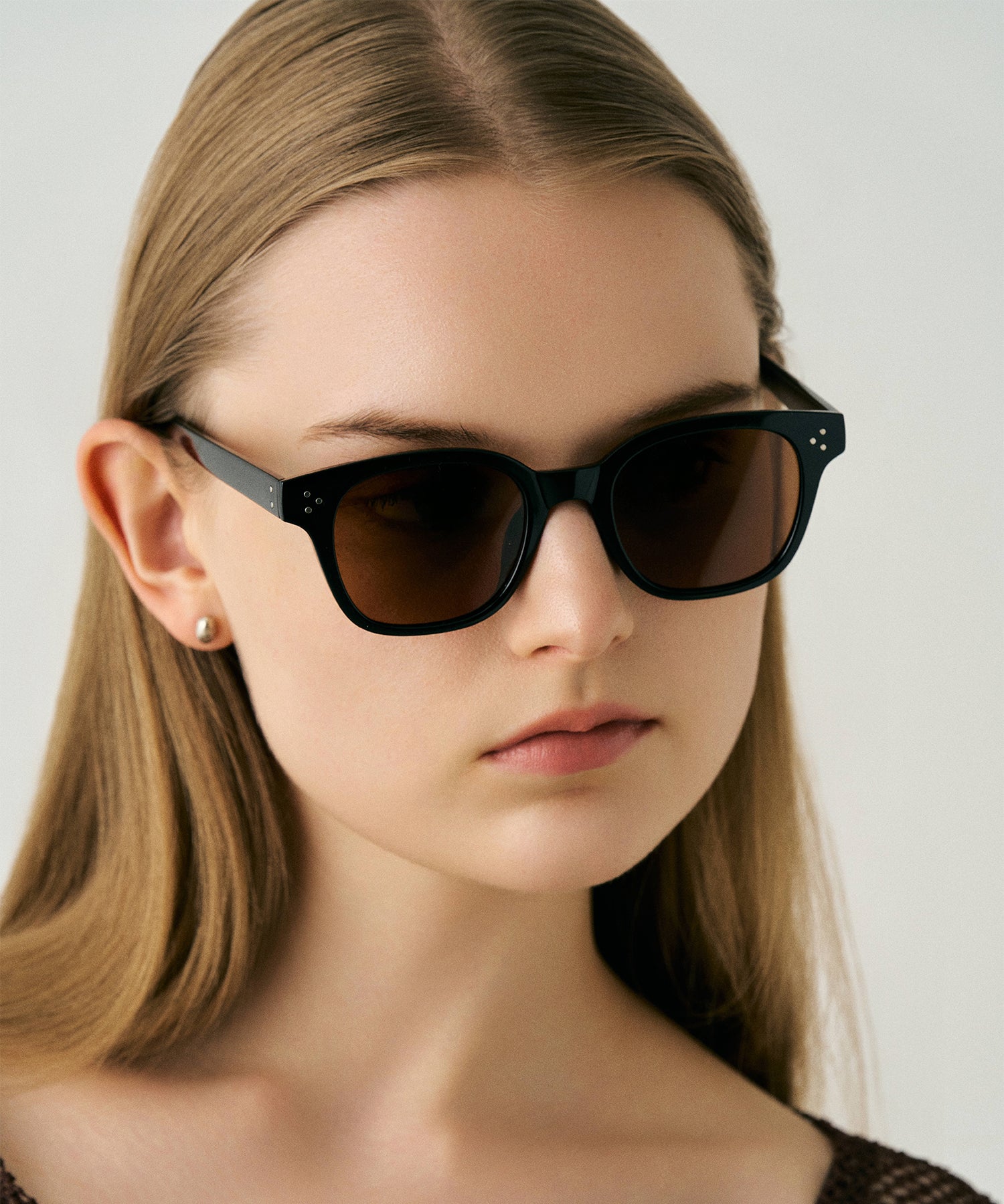 cent quatre-vingt-douze192(brown x black)