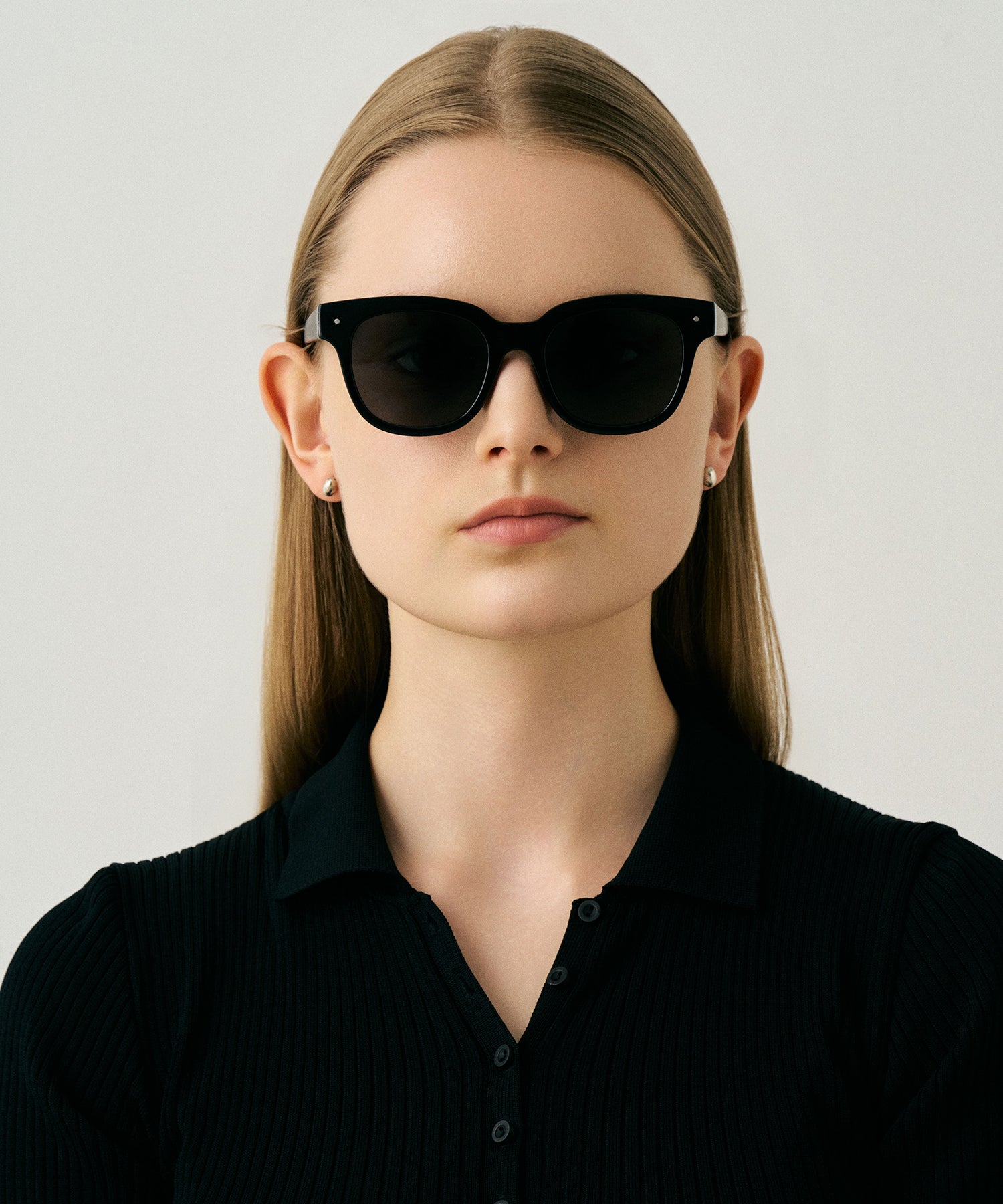 cent quatre-vingt-seize196(black)