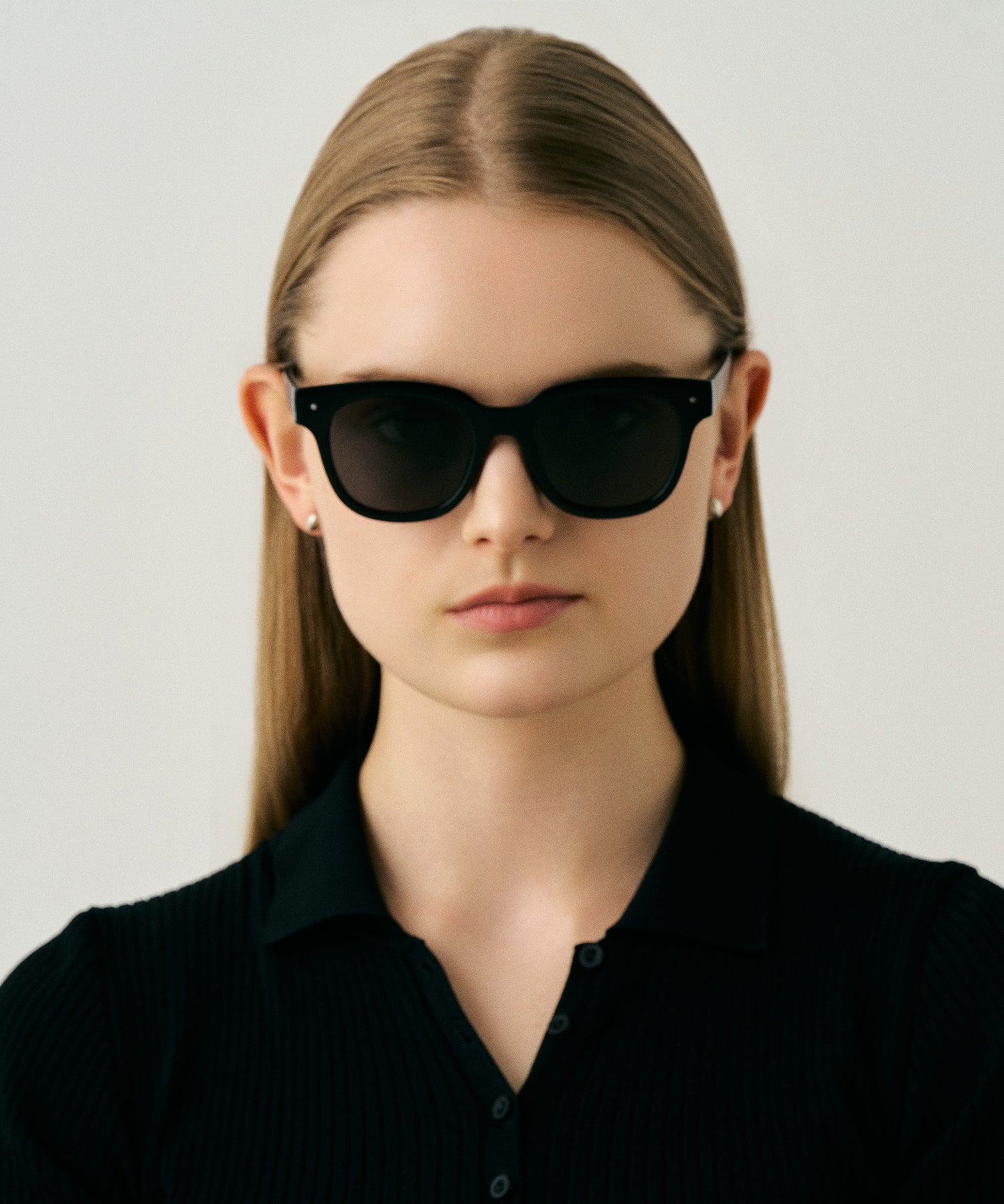 cent quatre-vingt-seize196(black)