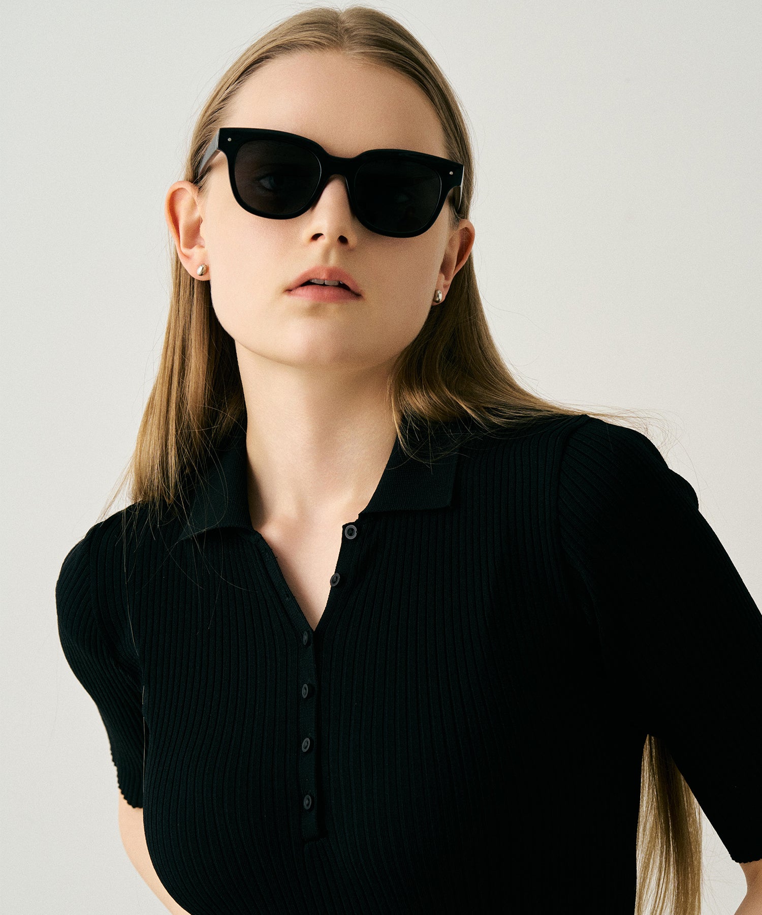 cent quatre-vingt-seize196(black)