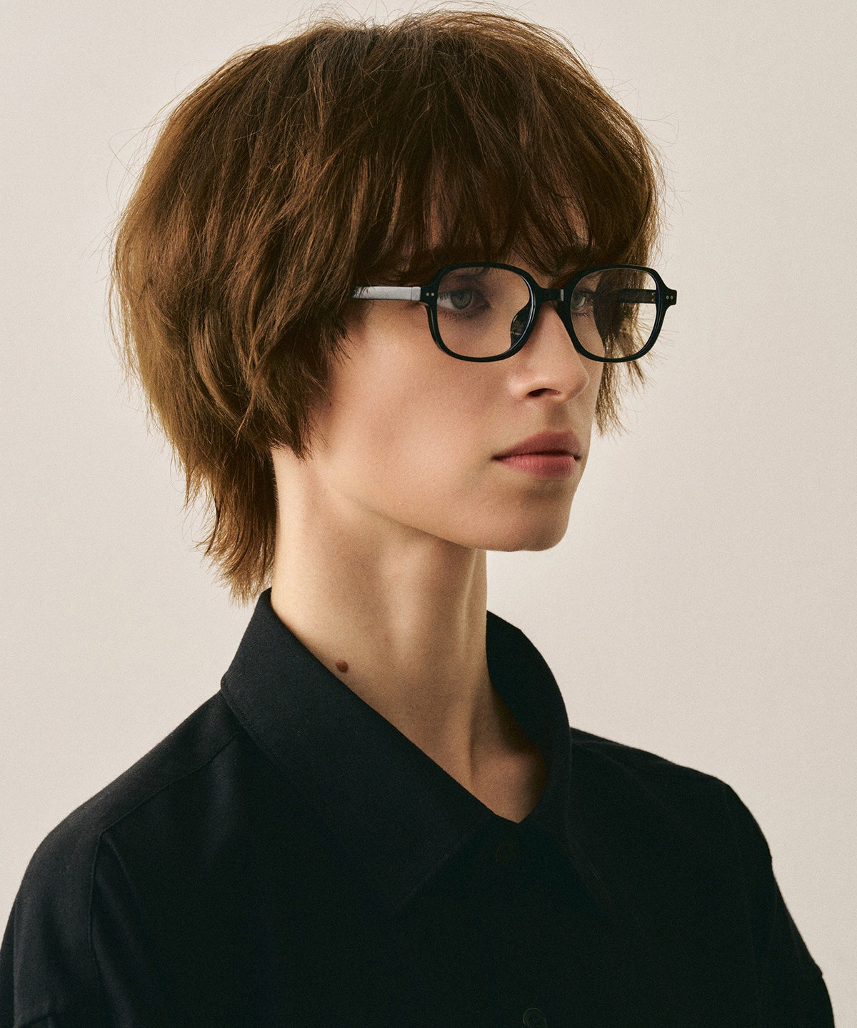 deux cent seize216(black)