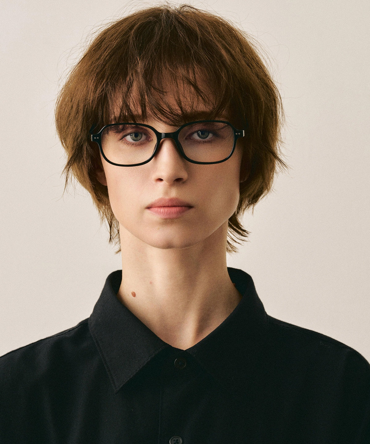 deux cent seize216(black)