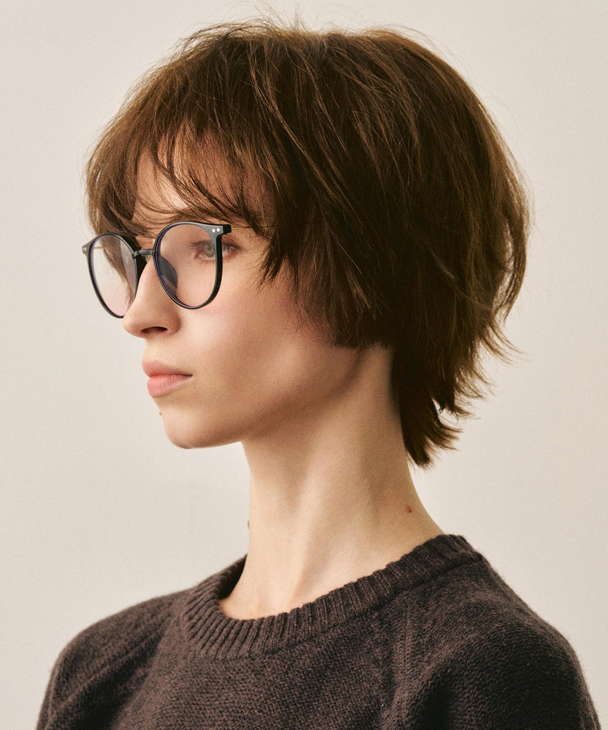 deux cent trente-deux232(black)