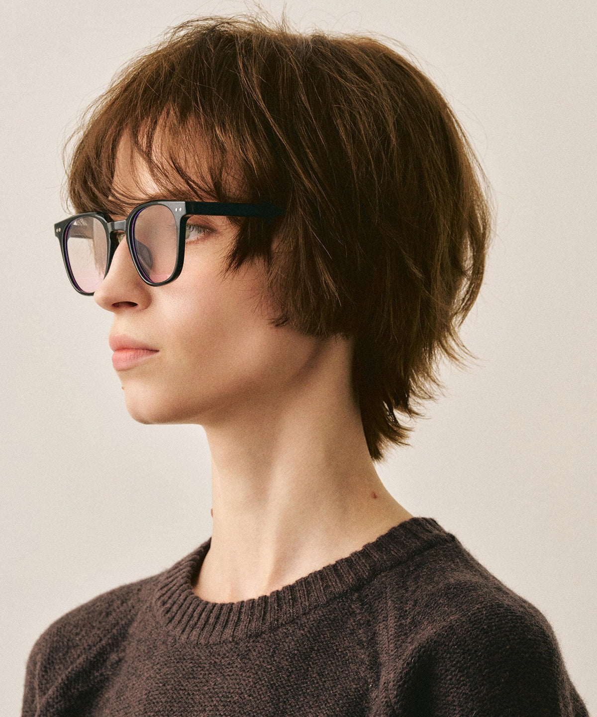 deux cent trente-trois233(black)