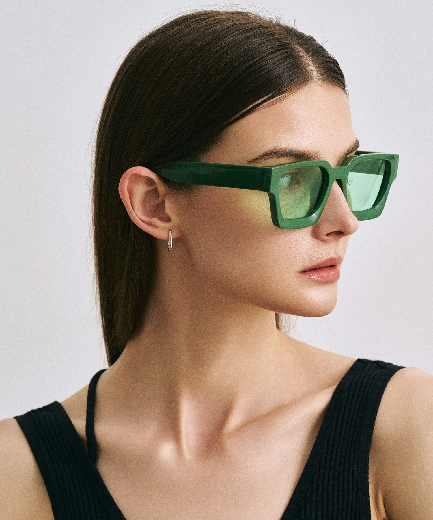 cent vingt-deux122(green）