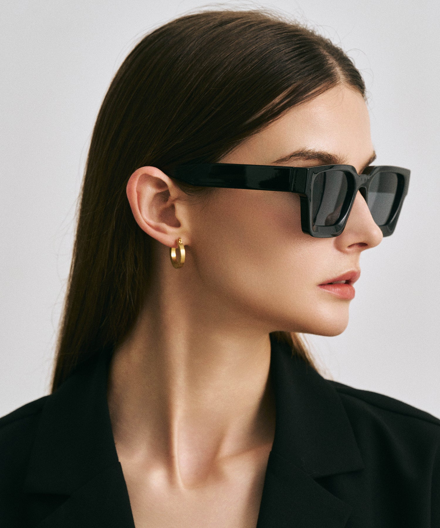 cent vingt-deux122(black）