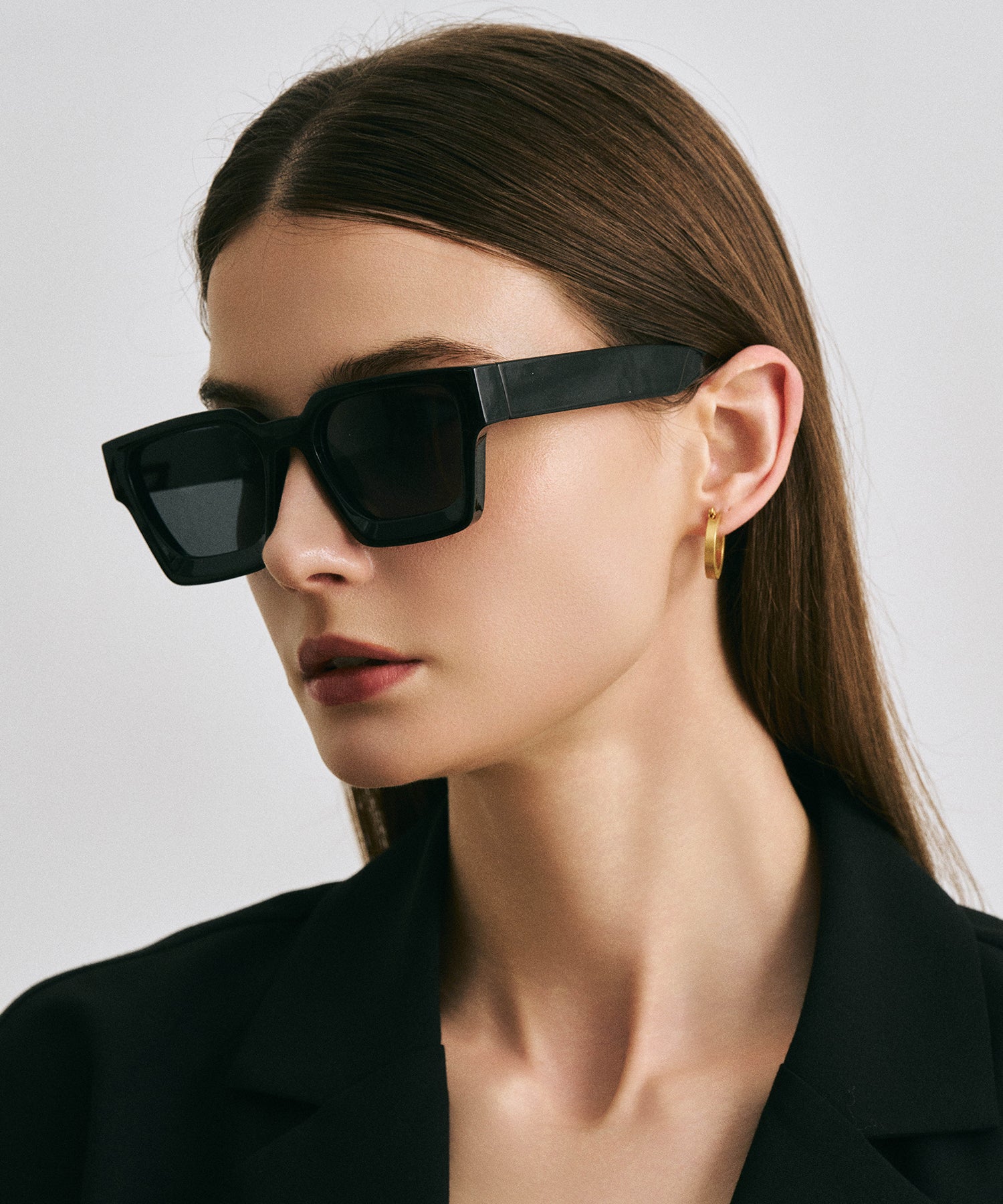 cent vingt-deux122(black）