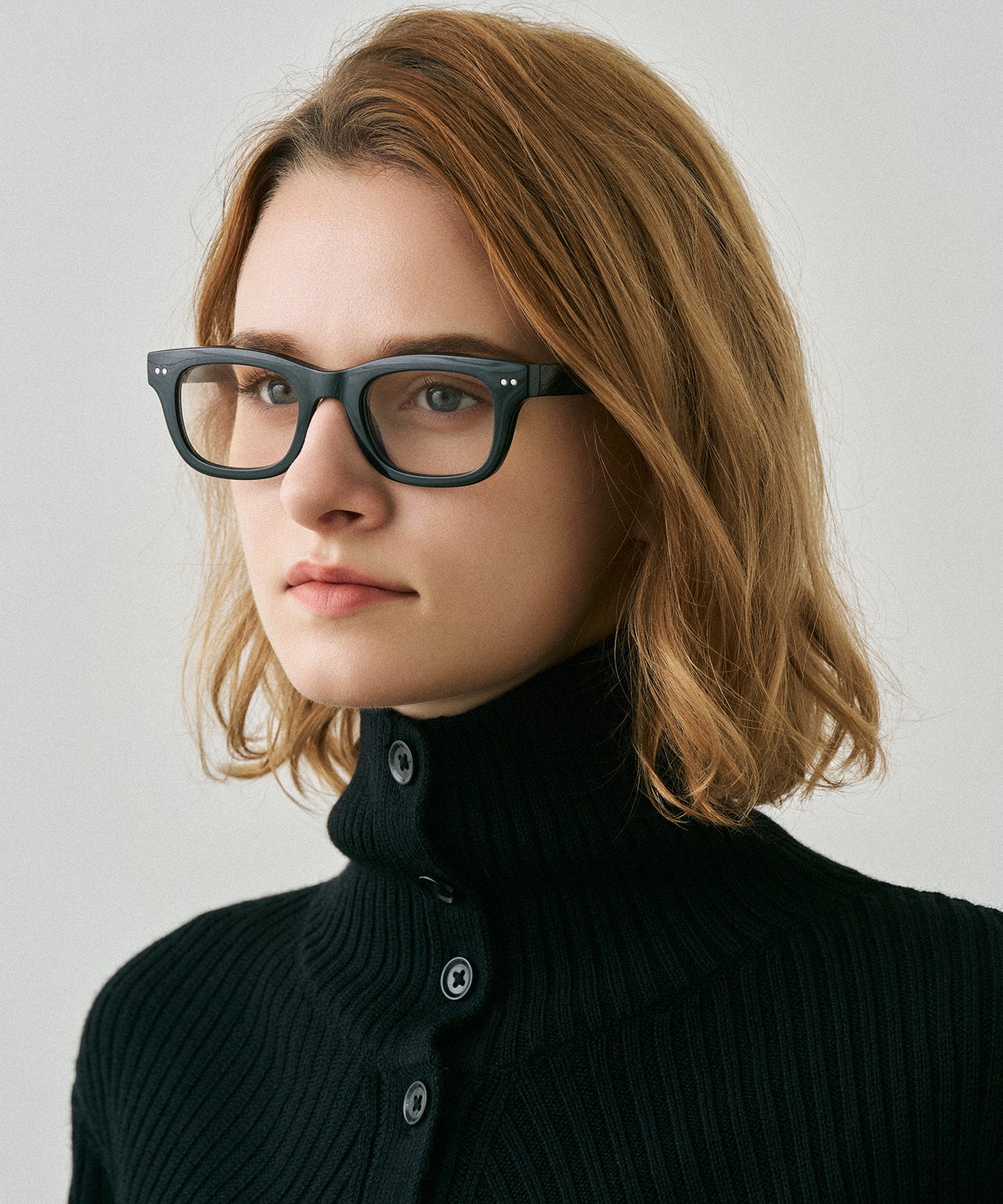 cent trente-six136(black）