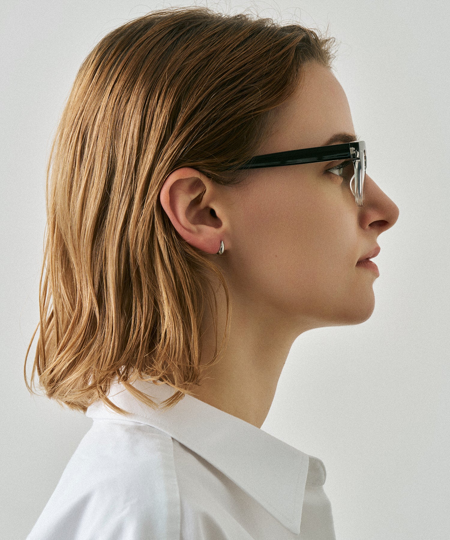 cent trente-six136(clear x black)