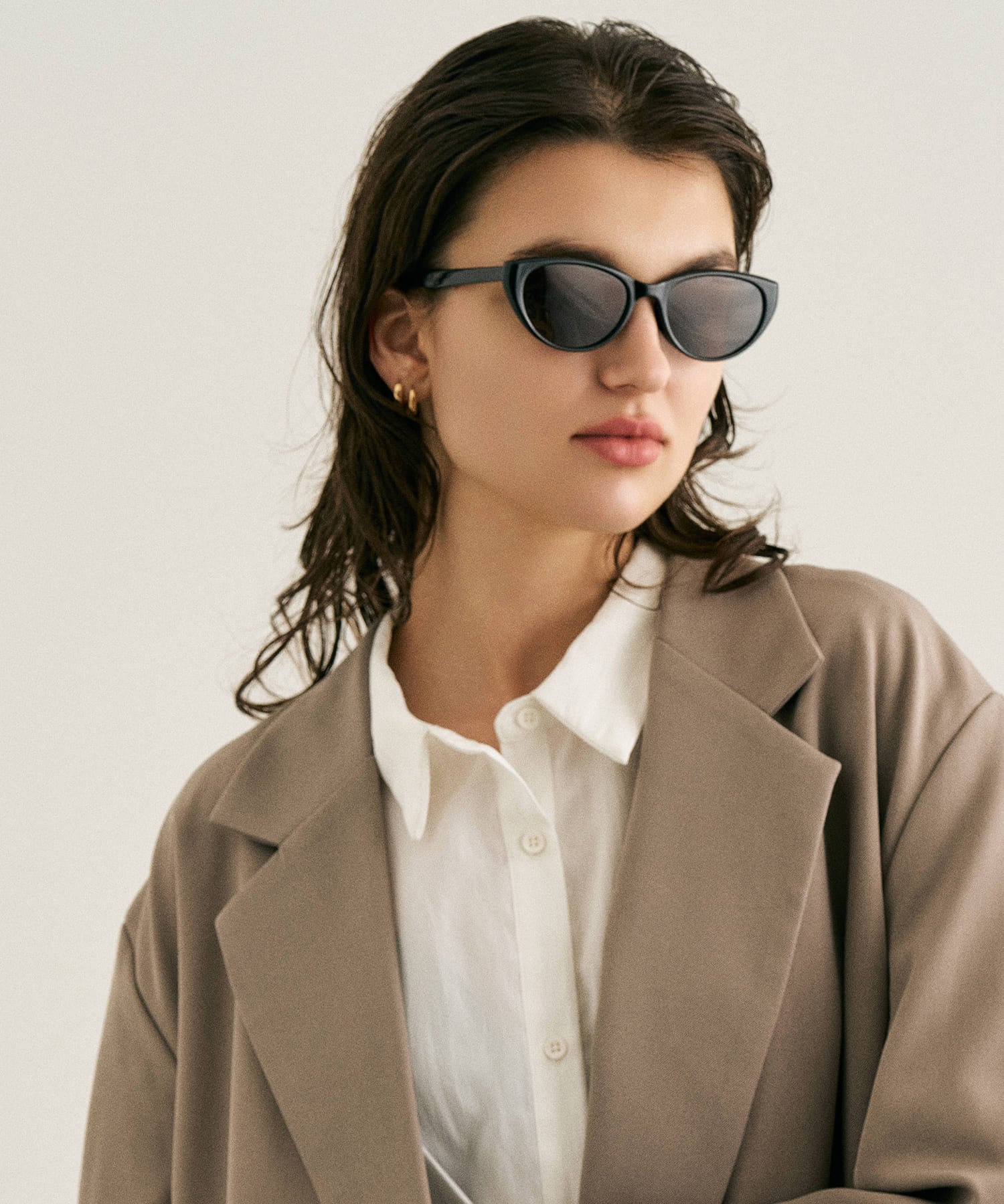 cent soixante-quatorze174( black)