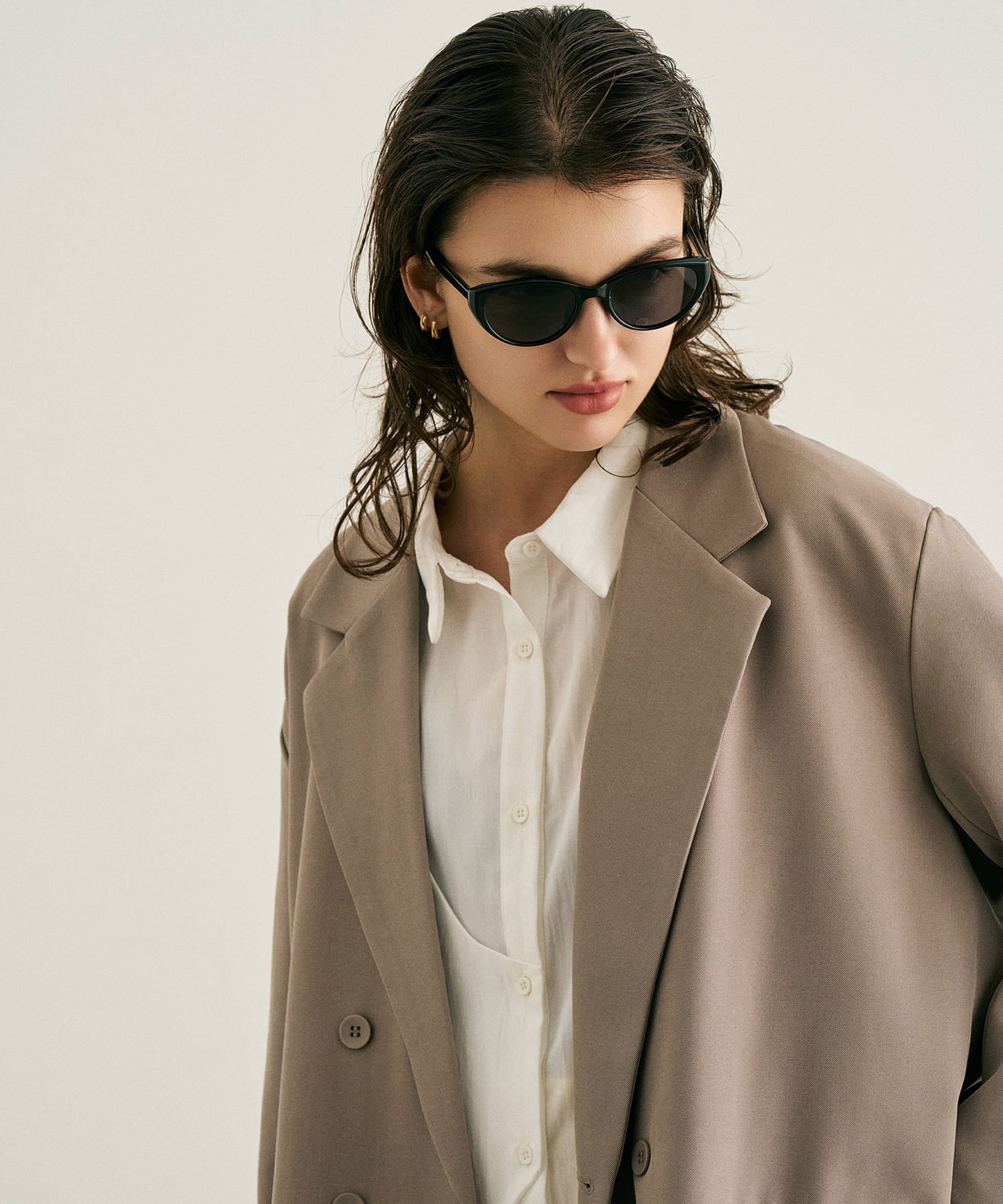 cent soixante-quatorze174( black)