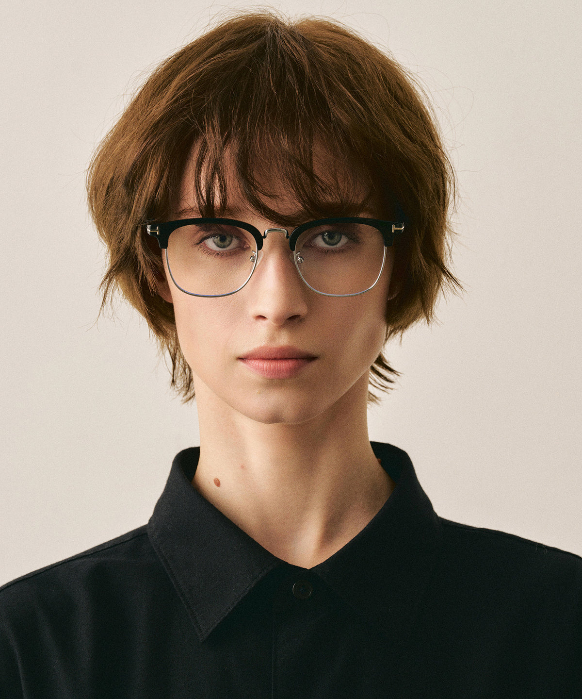 deux cent vingt-cinq225(black)