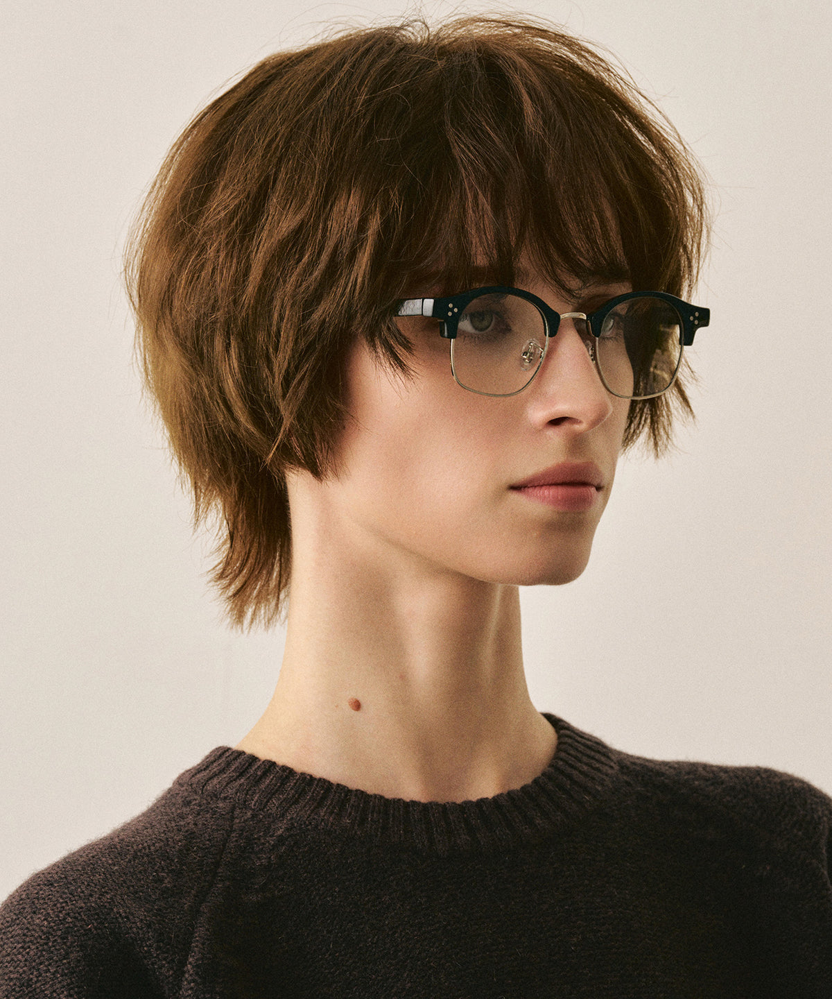 deux cent vingt-quatre224(black)