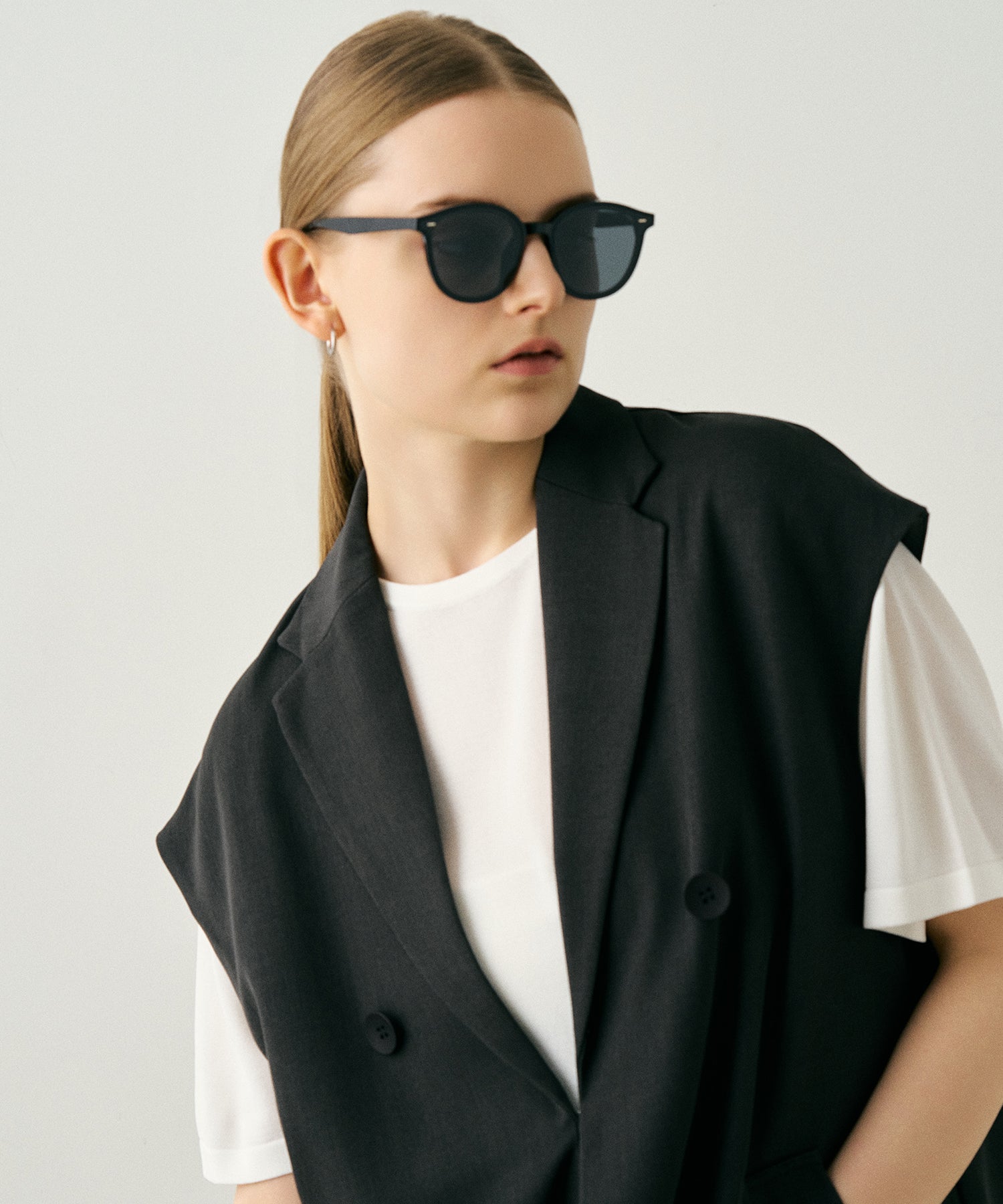 cent quatre-vingt-quatre184(black)