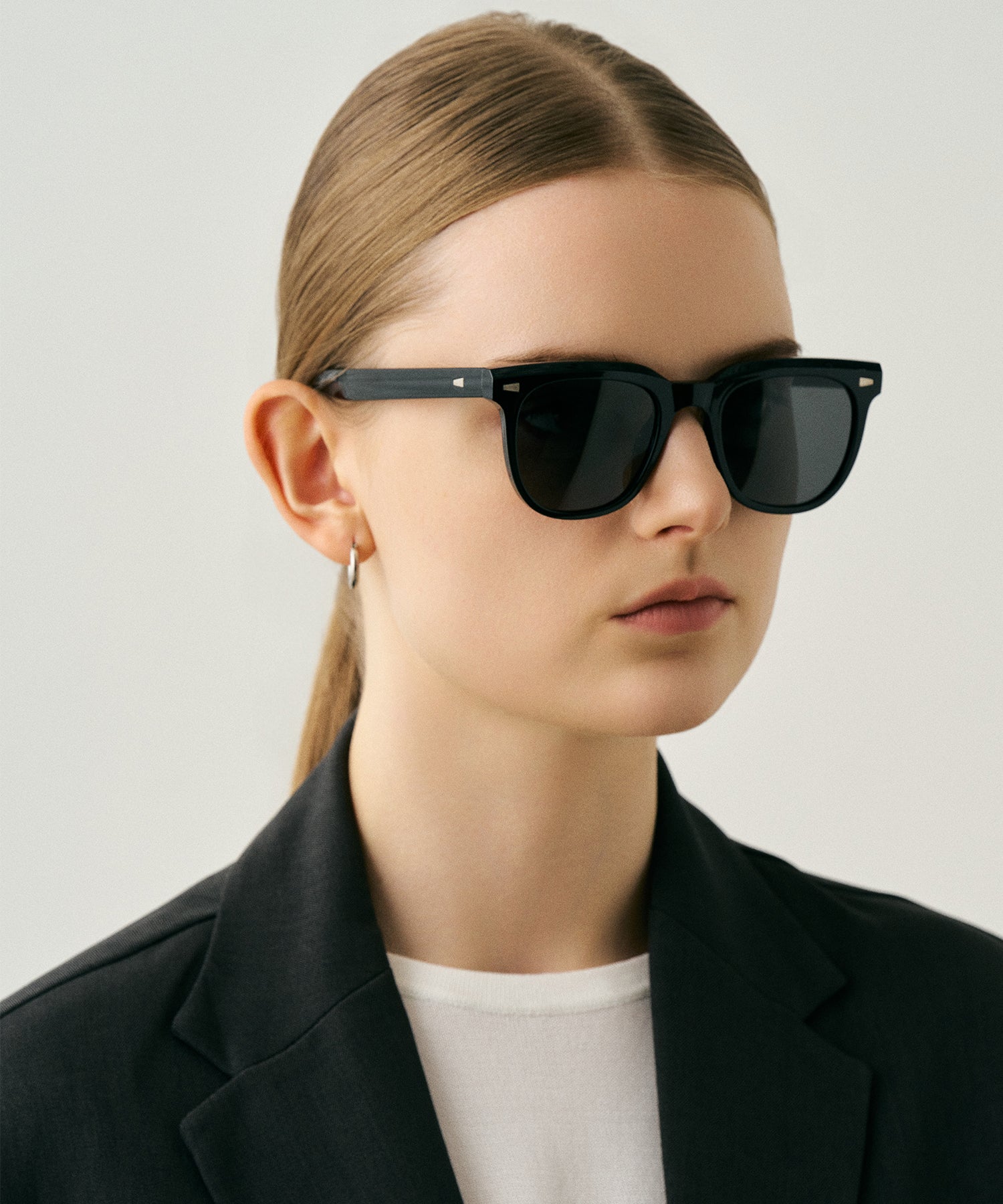 cent quatre-vingt-dix-neuf199(black)