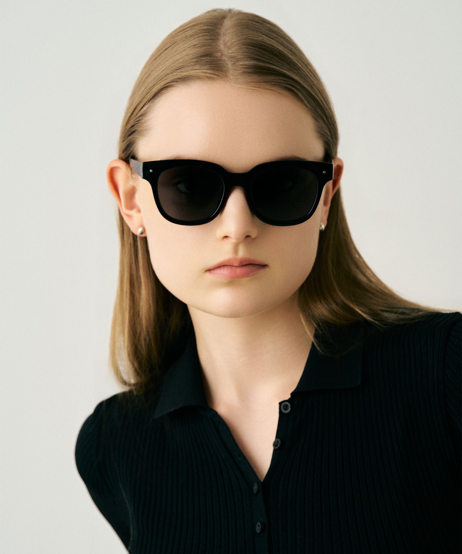 cent quatre-vingt-seize196(black)