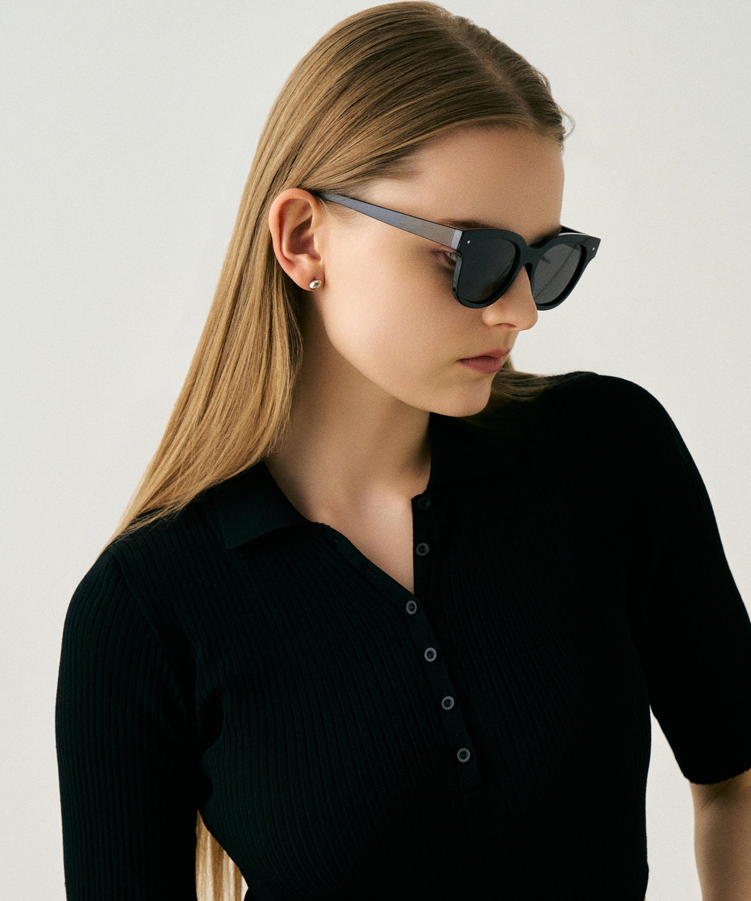 cent quatre-vingt-seize196(black)